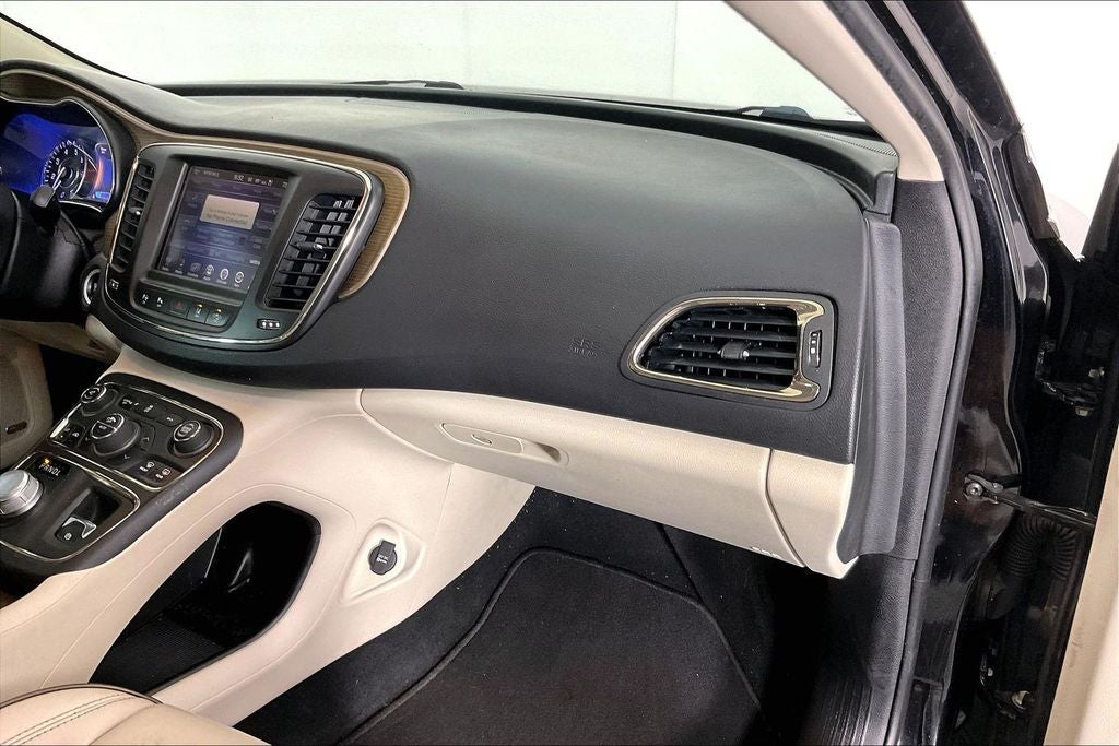 2015 Chrysler 200 C