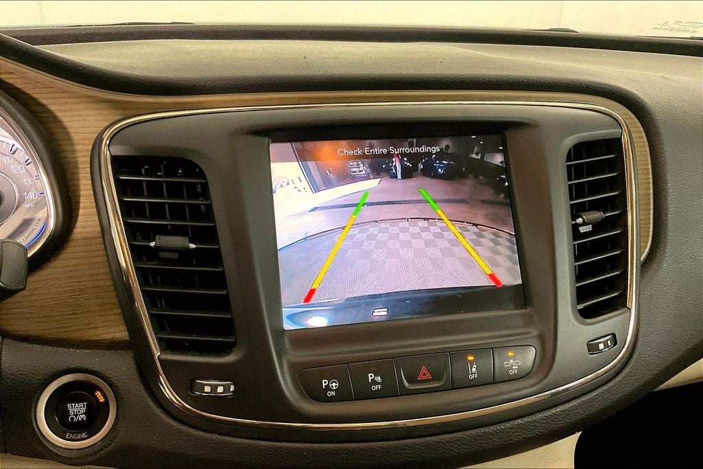 2015 Chrysler 200 C