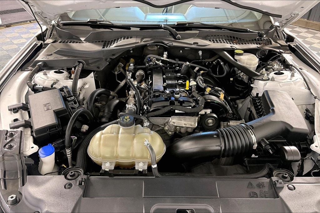 2022 Ford Mustang EcoBoost Premium