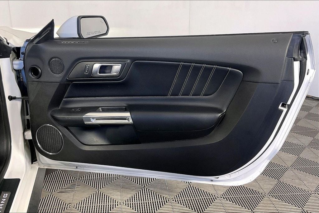 2022 Ford Mustang EcoBoost Premium