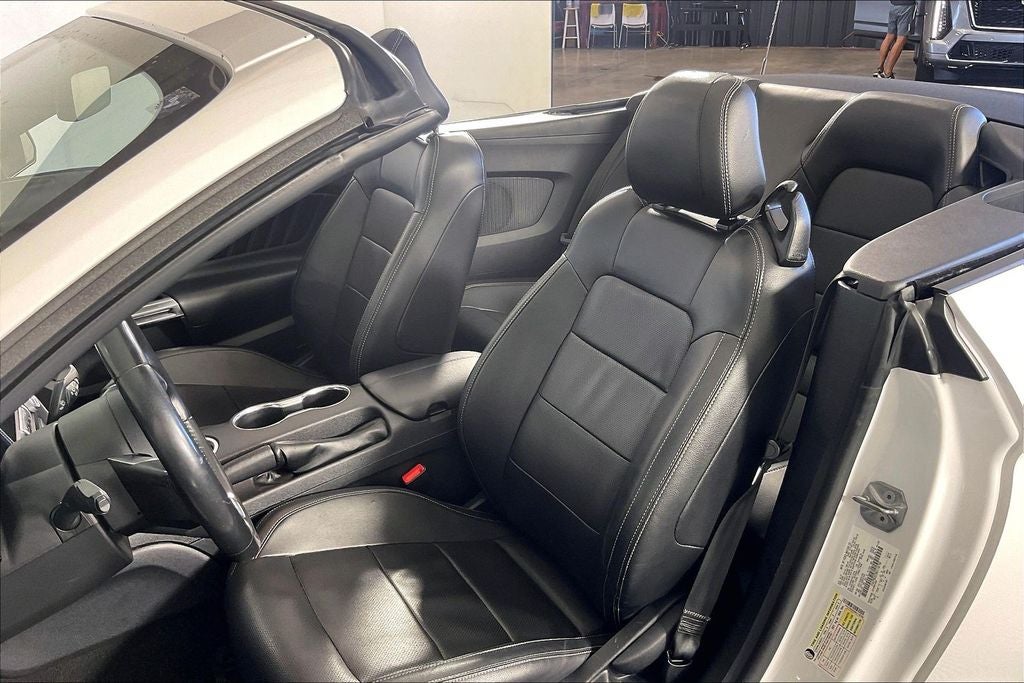 2022 Ford Mustang EcoBoost Premium
