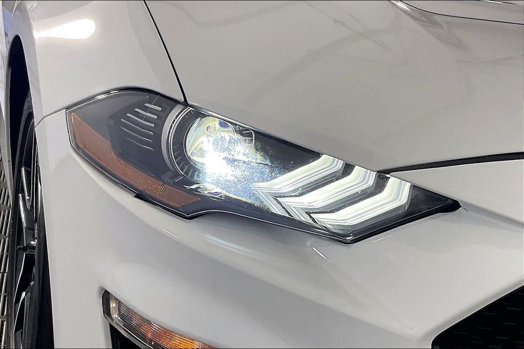 2022 Ford Mustang EcoBoost Premium