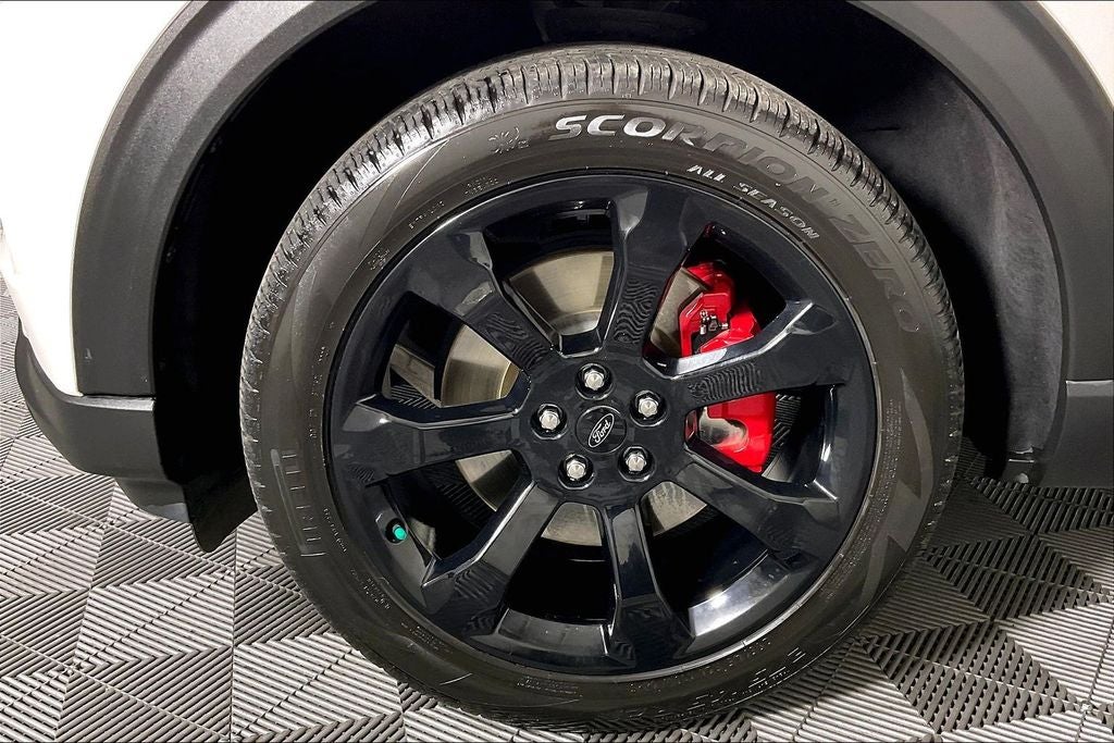 2022 Ford Explorer ST