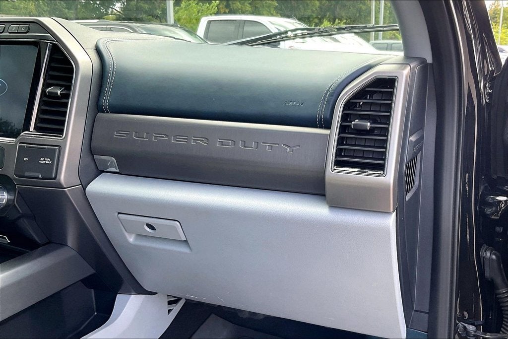 2022 Ford F-350SD Limited