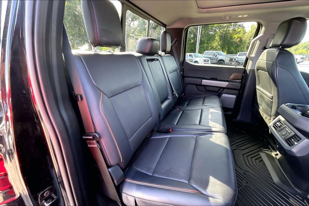2025 Ford F-350SD Lariat DRW