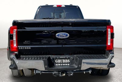 2025 Ford F-350SD Lariat DRW