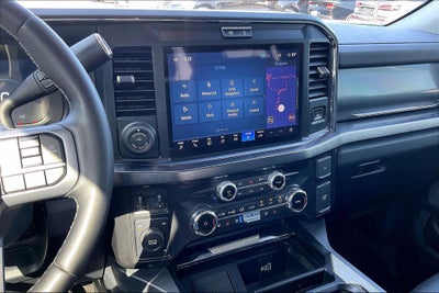 2025 Ford F-350SD Lariat DRW