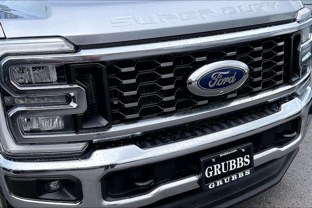 2024 Ford F-350SD Lariat DRW