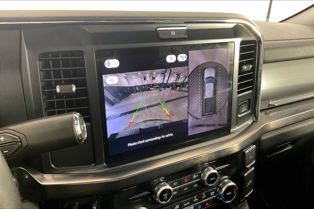 2026 Ford F-450SD Lariat DRW