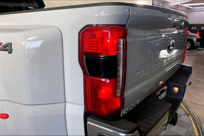 2026 Ford F-450SD Lariat DRW