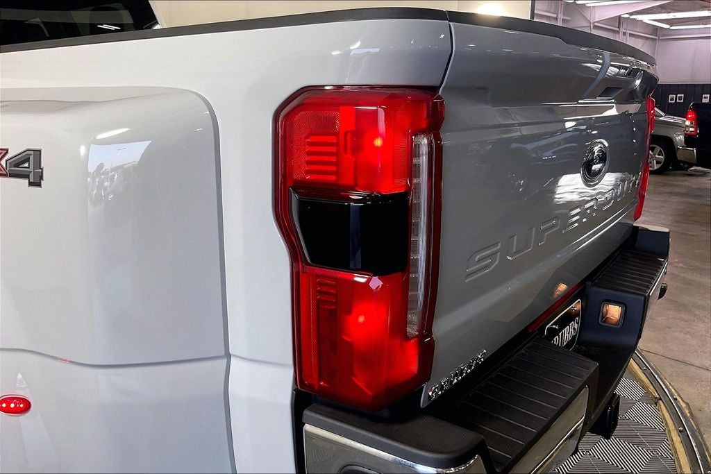 2026 Ford F-450SD Lariat DRW