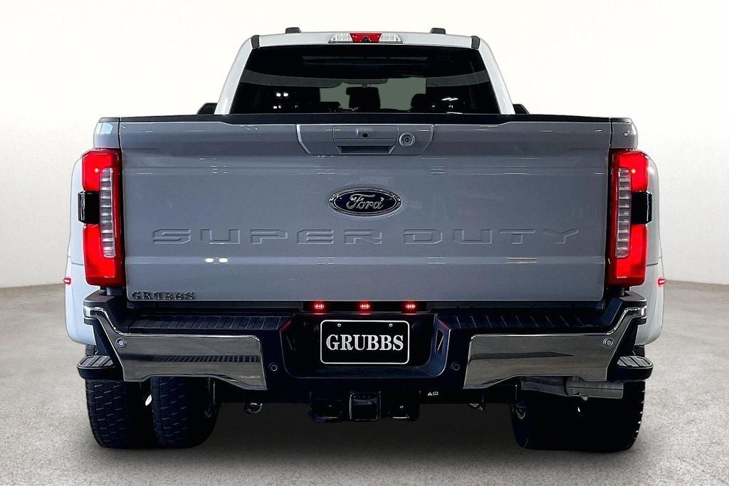 2026 Ford F-450SD Lariat DRW