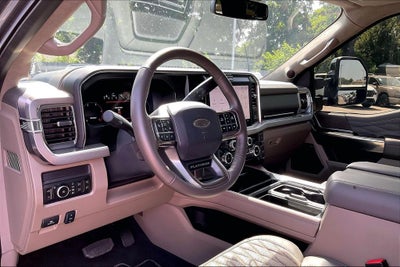 2025 Ford F-450SD Platinum DRW