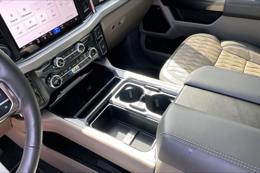 2025 Ford F-450SD Platinum DRW