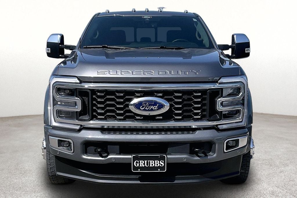 2025 Ford F-450SD Platinum DRW
