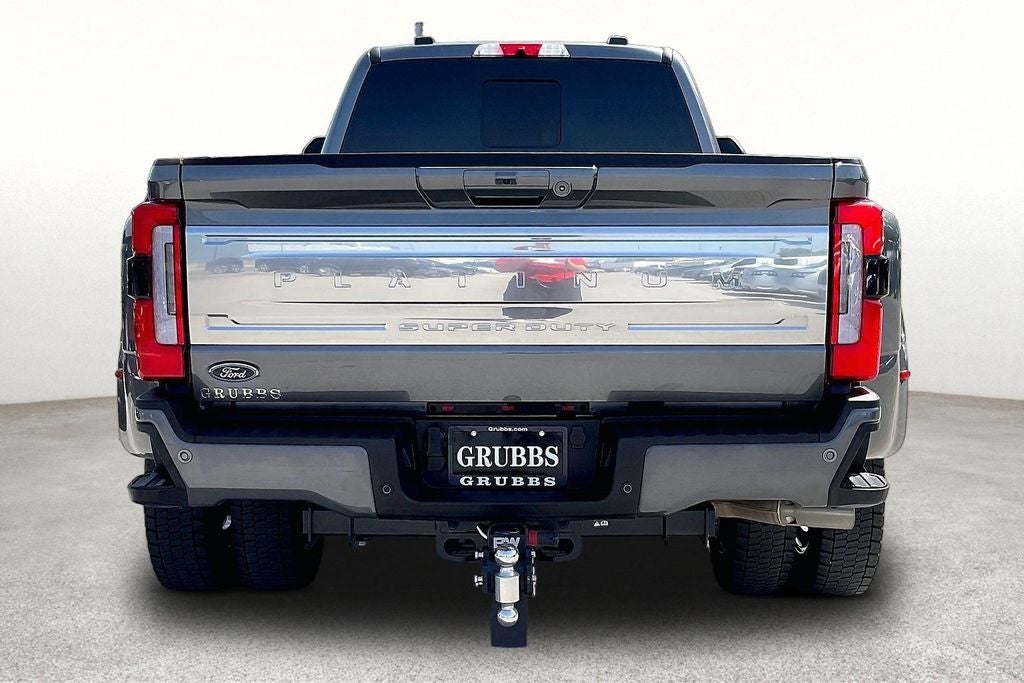 2025 Ford F-450SD Platinum DRW