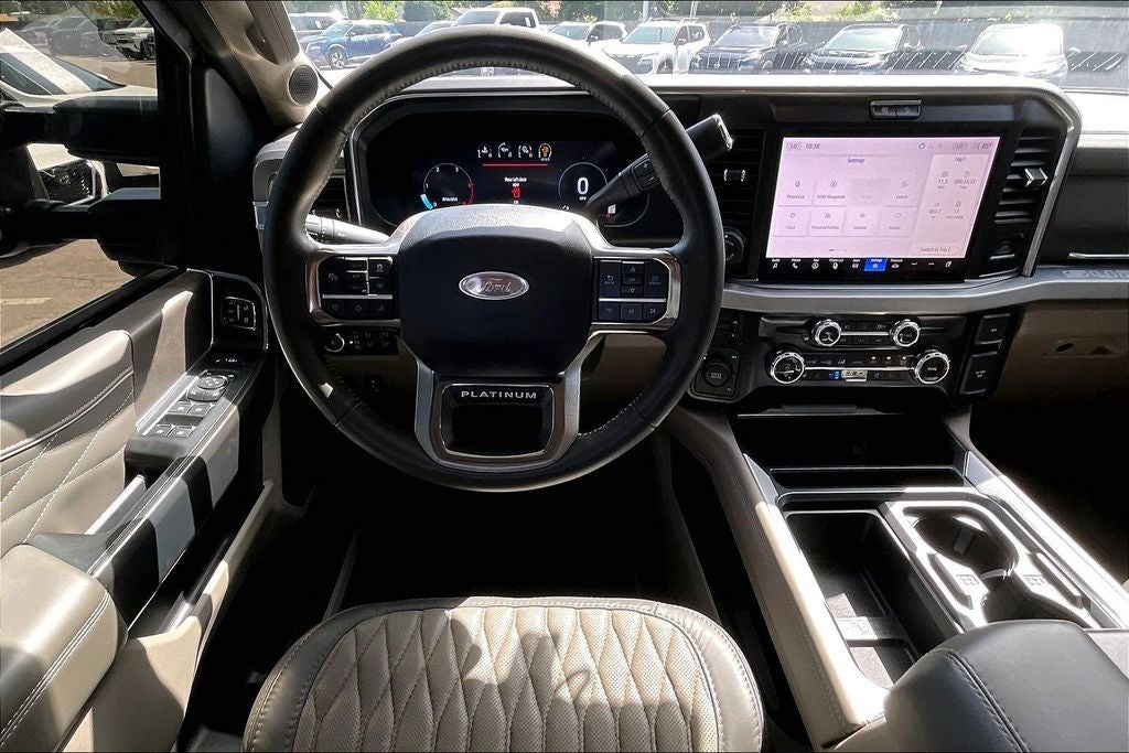 2025 Ford F-450SD Platinum DRW