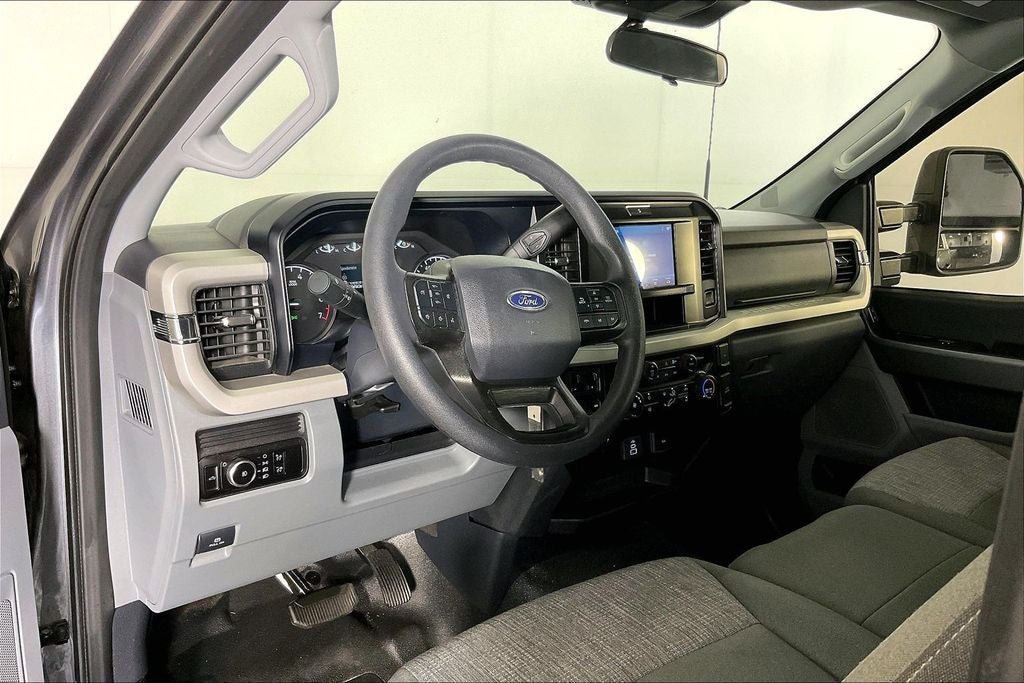 2025 Ford F-350SD XLT