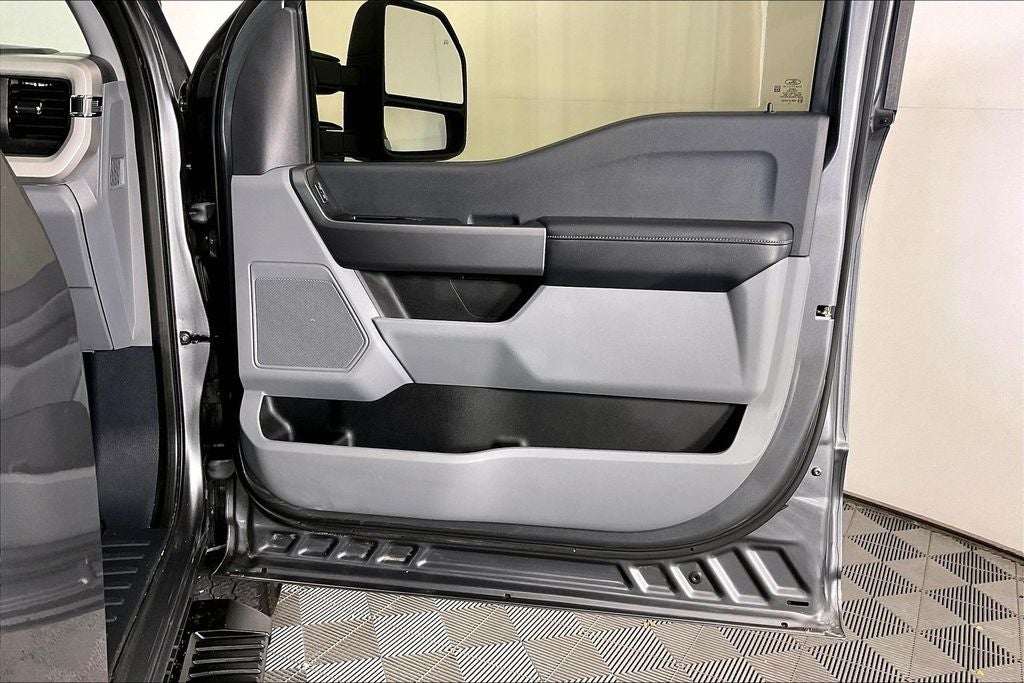 2025 Ford F-350SD XLT