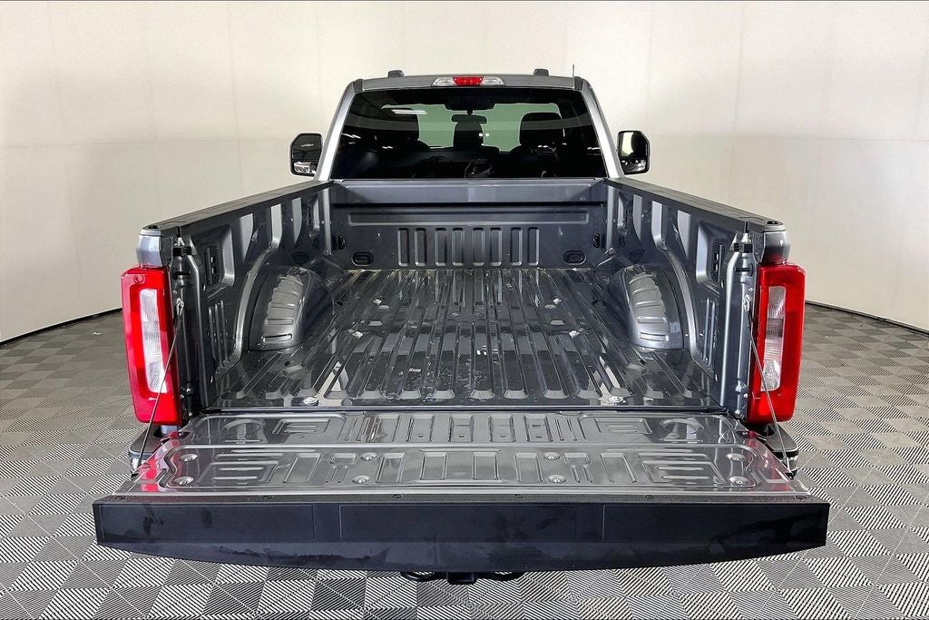2025 Ford F-350SD XLT