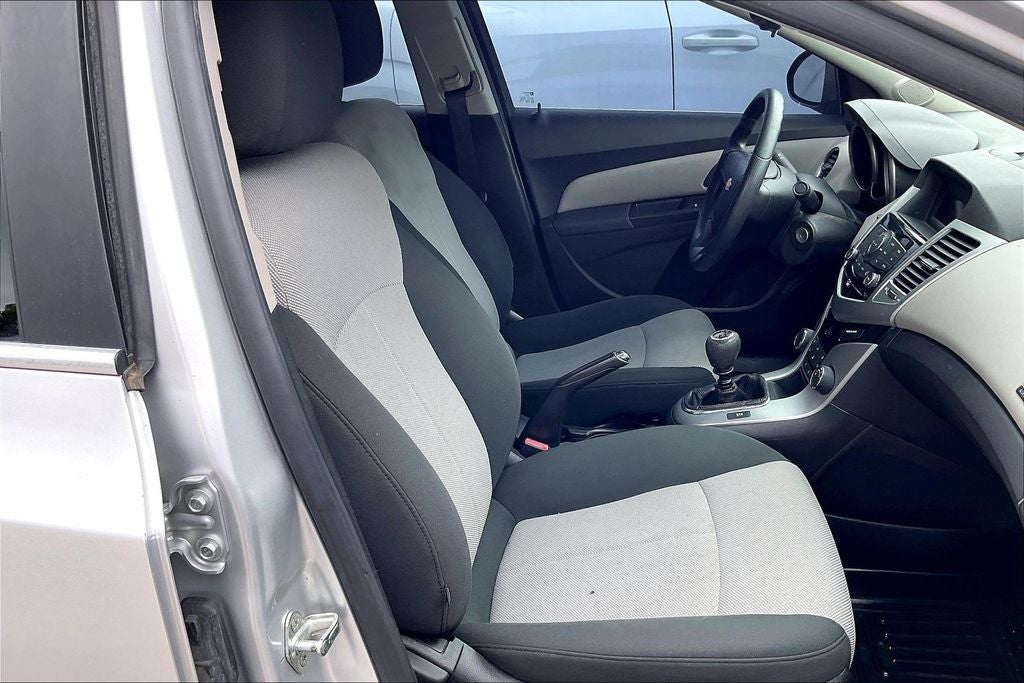 2011 Chevrolet Cruze LS