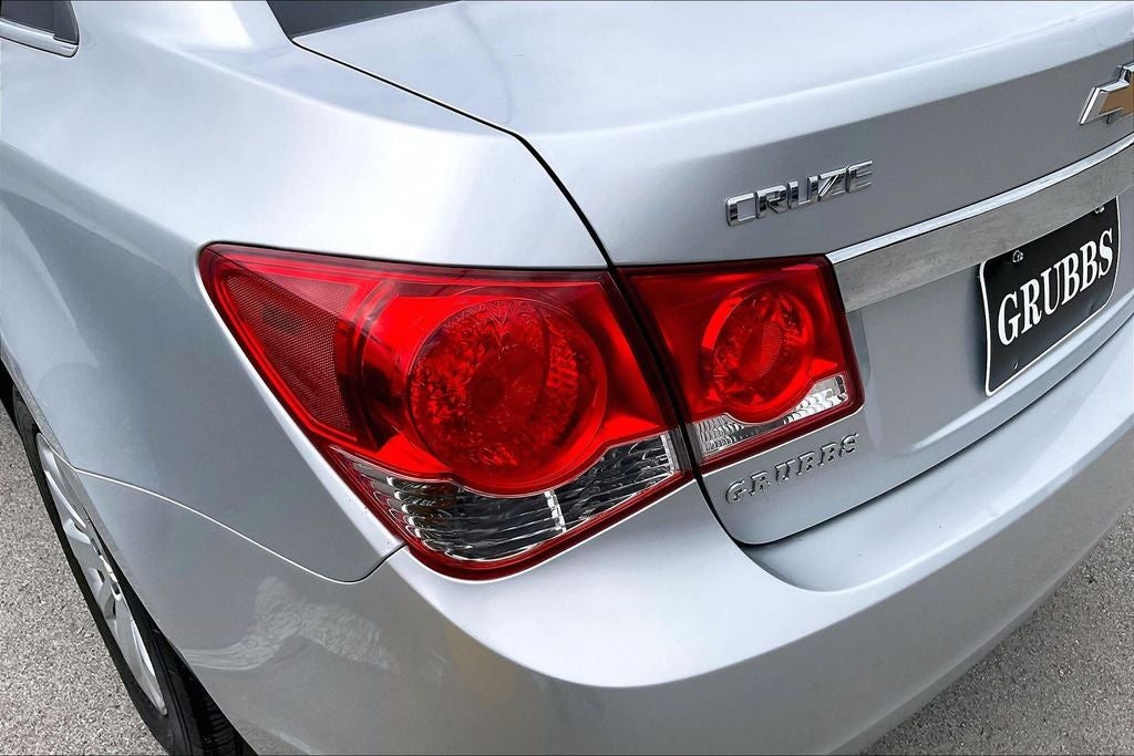 2011 Chevrolet Cruze LS