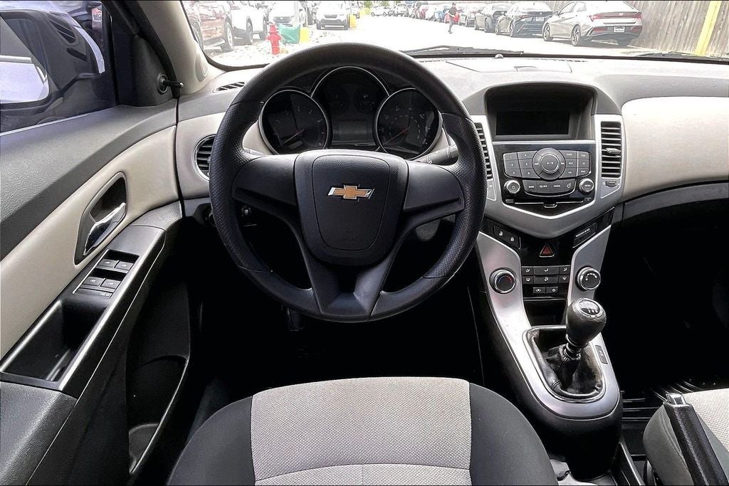 2011 Chevrolet Cruze LS