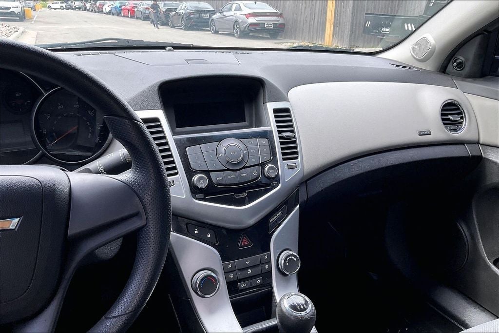 2011 Chevrolet Cruze LS