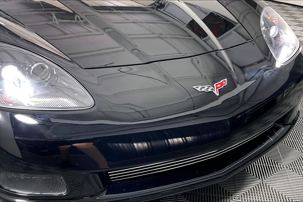 2005 Chevrolet Corvette Base
