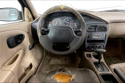 2002 Saturn SL1 Base