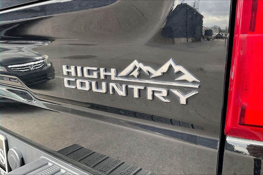 2022 Chevrolet Silverado 1500 High Country