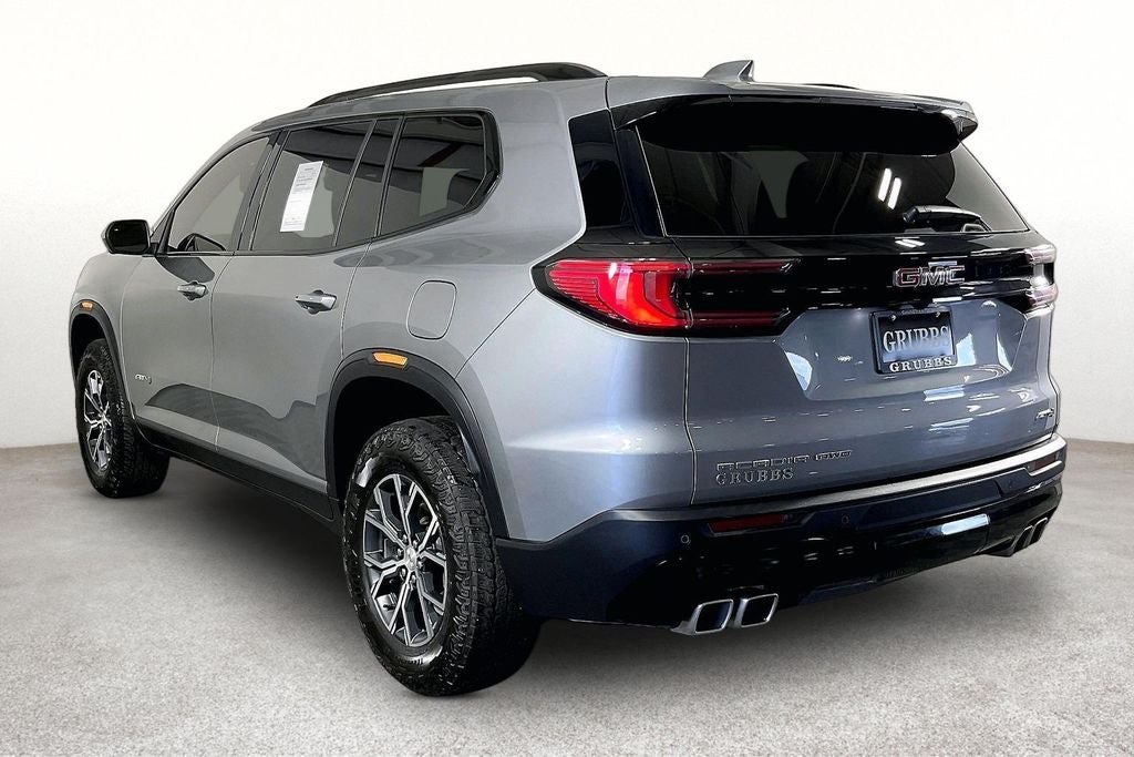 2024 GMC Acadia AT4