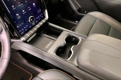 2024 GMC Acadia AT4