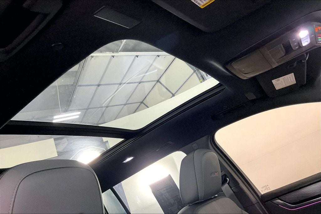 2024 GMC Acadia AT4