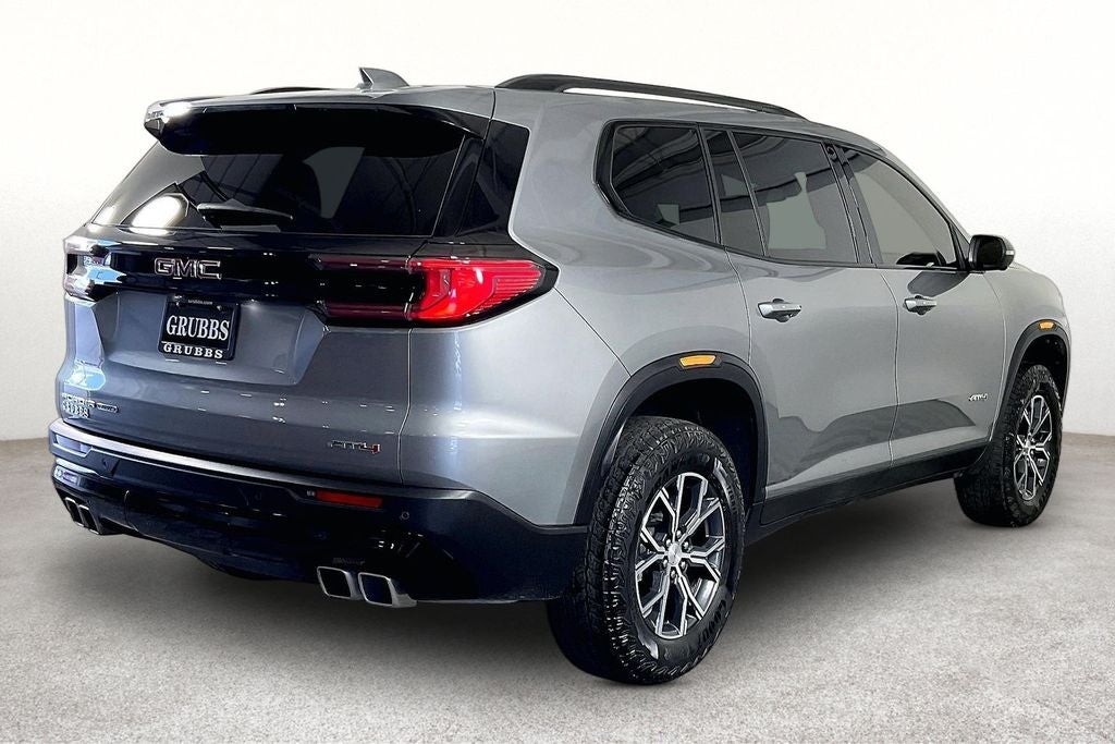 2024 GMC Acadia AT4