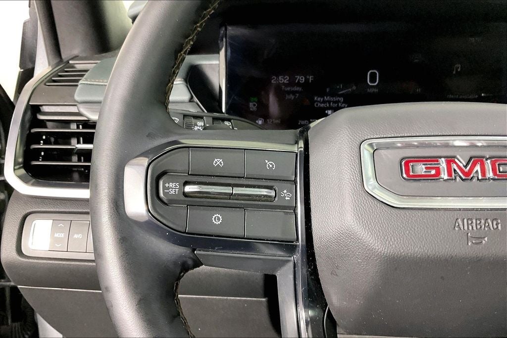 2024 GMC Acadia AT4