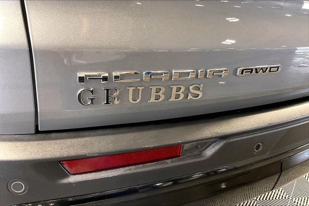 2024 GMC Acadia AT4