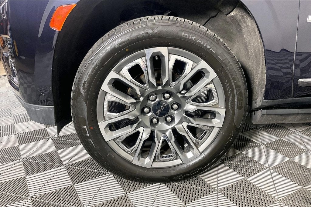 2023 GMC Yukon Denali Ultimate