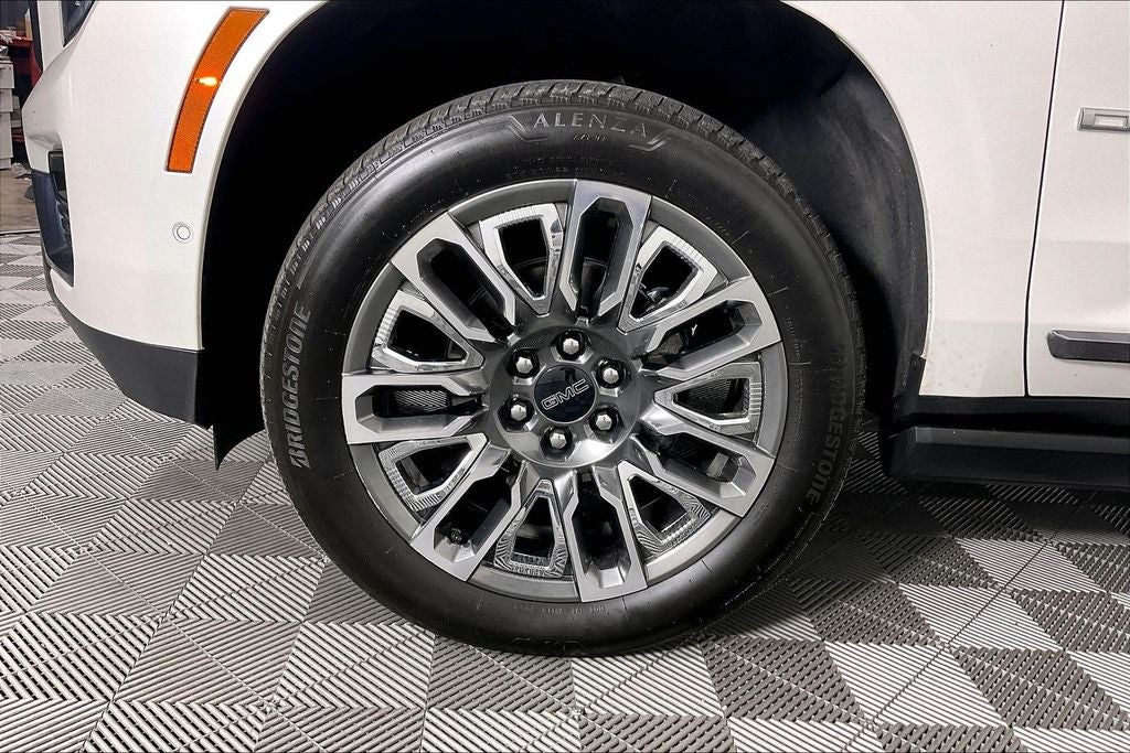 2025 GMC Yukon Denali Ultimate