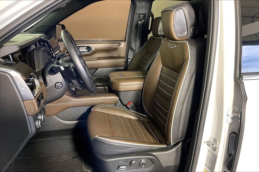 2025 GMC Yukon Denali Ultimate