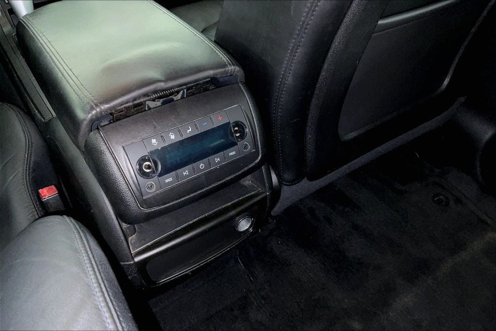 2011 Chevrolet Traverse 2LT 2LT