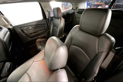 2011 Chevrolet Traverse 2LT 2LT