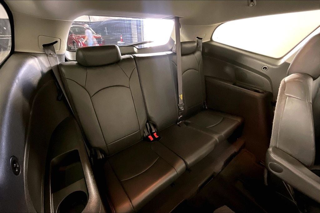 2011 Chevrolet Traverse 2LT 2LT