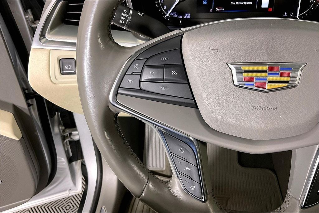 2018 Cadillac XT5 Premium Luxury