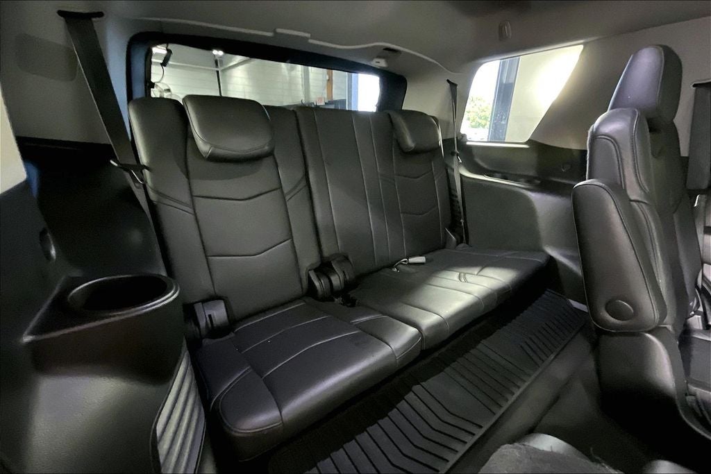 2019 Cadillac Escalade Luxury
