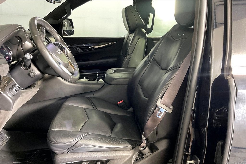 2016 Cadillac Escalade Platinum Edition