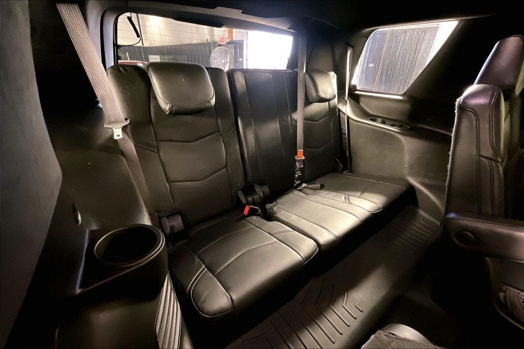 2016 Cadillac Escalade Platinum Edition