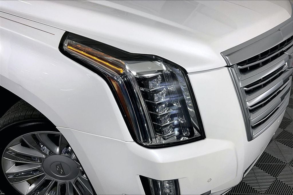 2017 Cadillac Escalade Platinum Edition