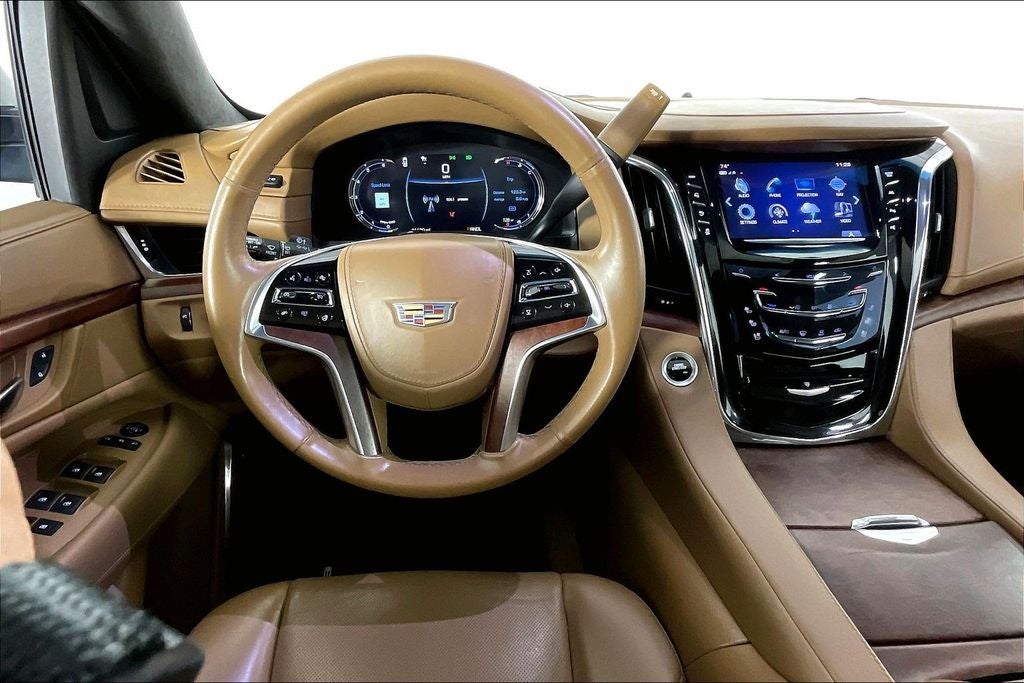 2017 Cadillac Escalade Platinum Edition