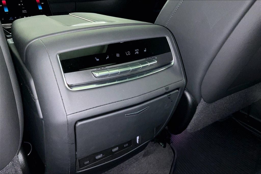 2025 Cadillac Escalade Sport